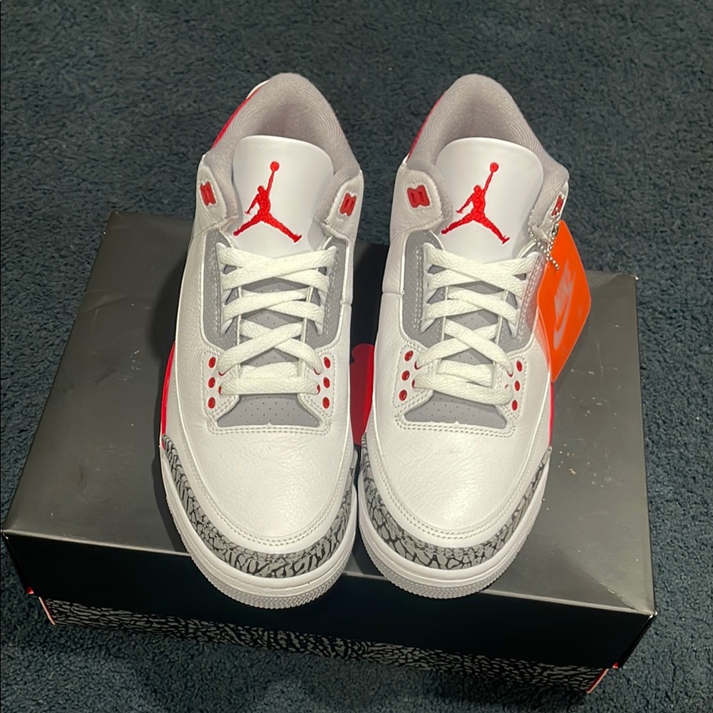 Nike White and Red Sneakers with Gray Details